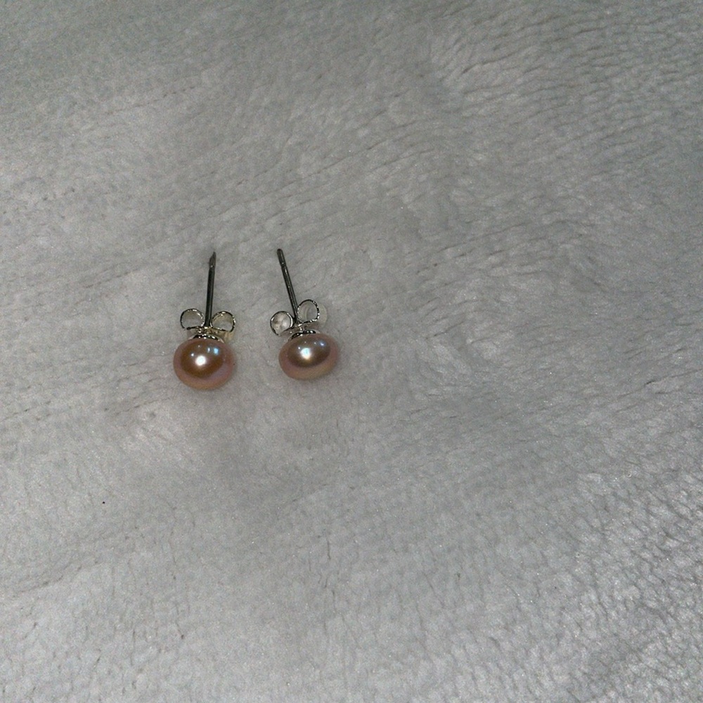 Light Pink Pearl Earrings